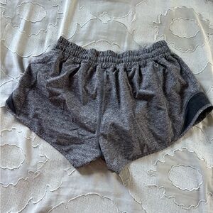 Lululemon Gray Hotty Hot Shorts Size 6 Reg